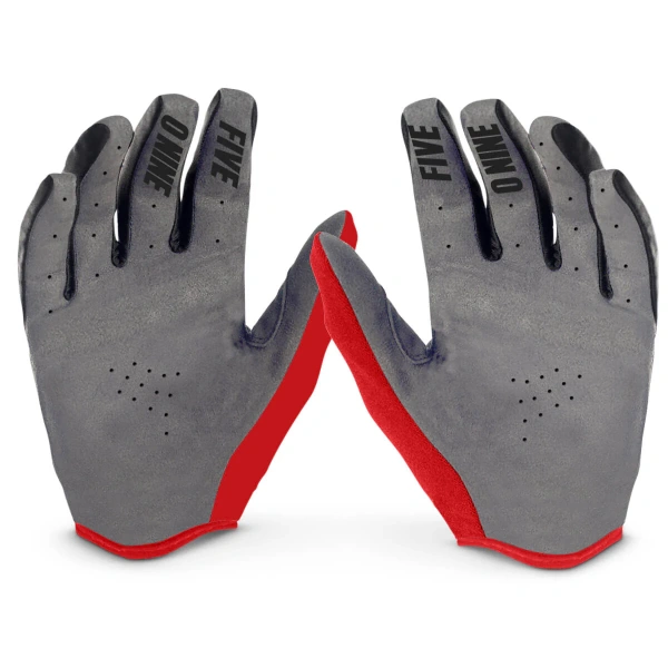 4 Low Gloves