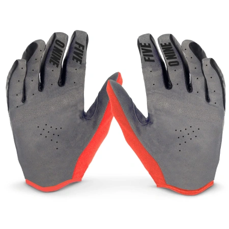 4 Low Gloves